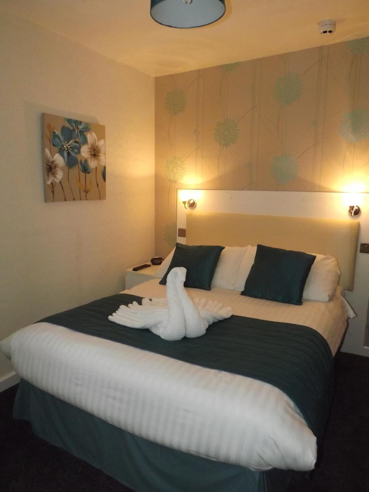 The Strathdon Hotell Blackpool Rum bild